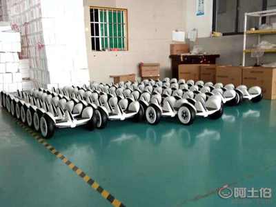 山東棗莊平衡車與智能垃圾車 創新科技助力城市出行與環保